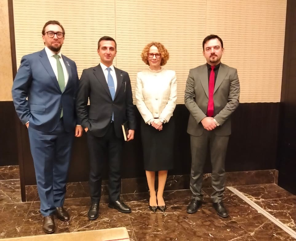 Rusif Hüseynov NATO Baş katibinin müavini ilə görüşüb