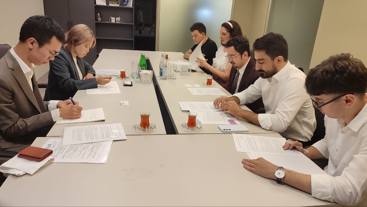 Sasakava Sülh Fondunun nümayəndələri Topçubaşov Mərkəzini ziyarət ediblər