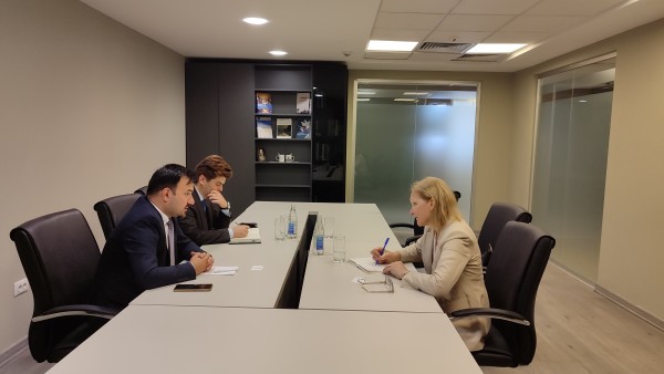 Estonian Ambassador visits Topchubashov Center